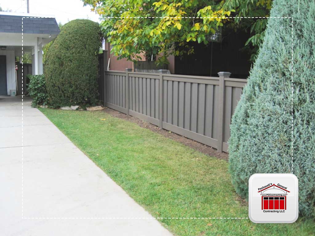 A Care and Maintenance Guide for Trex® Composite Fence